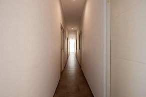 RedDoorz near Kaza Mall Surabaya