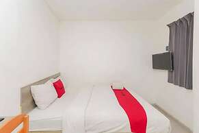 RedDoorz near Kaza Mall Surabaya