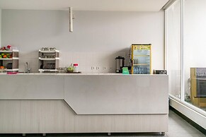 RedDoorz near Lippo Mall Puri