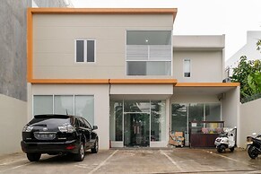 RedDoorz near Lippo Mall Puri