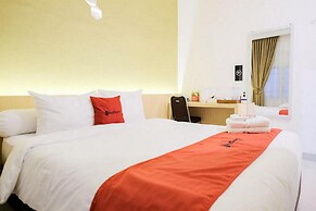 RedDoorz Plus Syariah near Museum Lampung