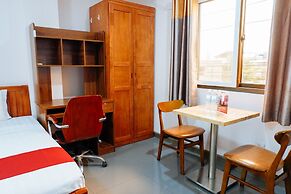 RedDoorz Plus near Camella La Brisa Lapulapu