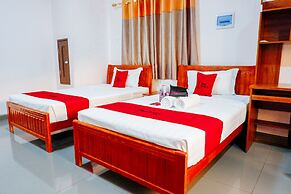 RedDoorz Plus near Camella La Brisa Lapulapu