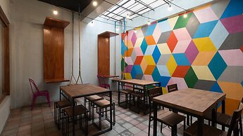 RedDoorz Plus @ Diola Villamonte Bacolod