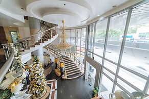 RedDoorz Plus @ E Rodriguez Corner Banawe