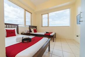 RedDoorz Plus @ E Rodriguez Corner Banawe