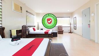 RedDoorz @ Teofila Lodge