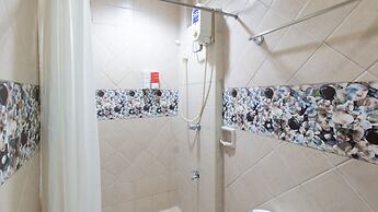 RedDoorz @ Teofila Lodge