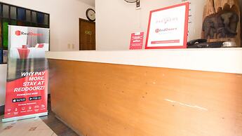 RedDoorz @ Teofila Lodge