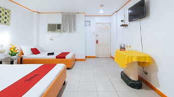 RedDoorz near East Avenue Medical Center