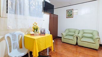 RedDoorz near East Avenue Medical Center