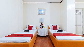 RedDoorz near East Avenue Medical Center