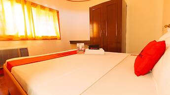 RedDoorz near East Avenue Medical Center