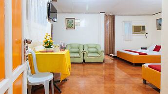 RedDoorz near East Avenue Medical Center