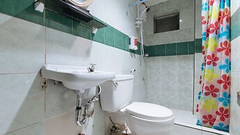 RedDoorz near East Avenue Medical Center