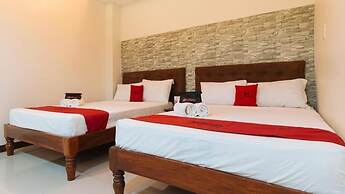 RedDoorz Plus @ Melsol Metro Vigan
