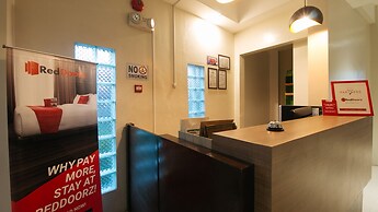 RedDoorz @ Golite Old Albay - Hostel