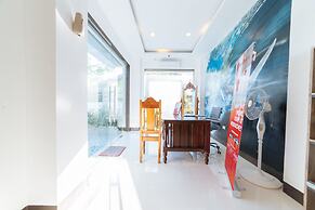 RedDoorz @ Bonifacio Extn Baler