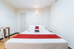 RedDoorz @ Rosario Street Bacolod