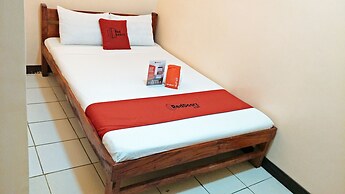 RedDoorz near Baclay Drive Super Metro