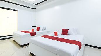 RedDoorz Plus @ Villa Gloria Taguig