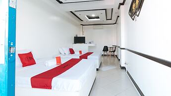 RedDoorz Plus @ Villa Gloria Taguig