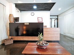 RedDoorz near Trade School Gensan