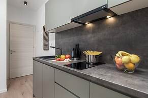 Deluxe Apartments & Rooms In the Center