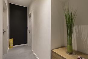 Deluxe Apartments & Rooms In the Center