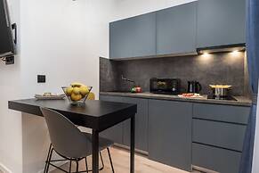 Deluxe Apartments & Rooms In the Center