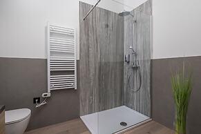 Deluxe Apartments & Rooms In the Center