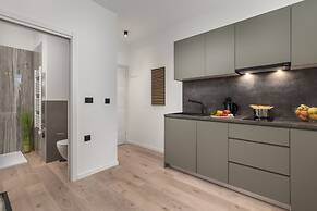 Deluxe Apartments & Rooms In the Center