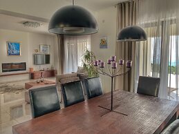 Villa Flora Apartment