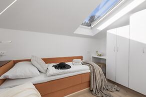 Beautiful Apartment House On The Seaside