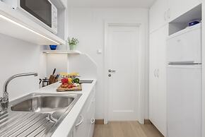 Beautiful Apartment House On The Seaside