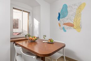 Beautiful Apartment House On The Seaside