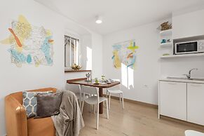 Beautiful Apartment House On The Seaside