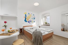 Beautiful Apartment House On The Seaside