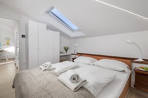 Beautiful Apartment House On The Seaside