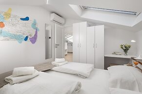 Beautiful Apartment House On The Seaside