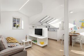 Beautiful Apartment House On The Seaside