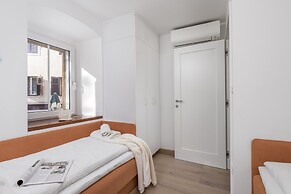 Beautiful Apartment House On The Seaside