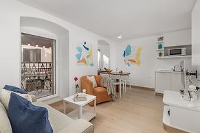 Beautiful Apartment House On The Seaside