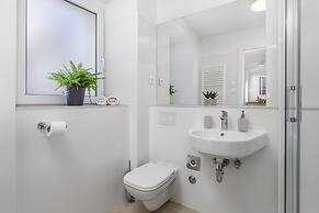 Beautiful Apartment House On The Seaside