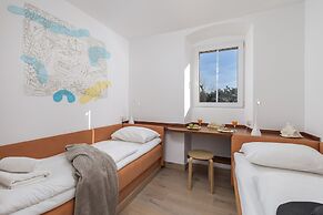 Beautiful Apartment House On The Seaside