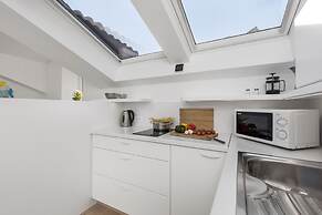 Beautiful Apartment House On The Seaside