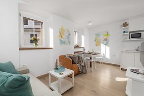 Beautiful Apartment House On The Seaside