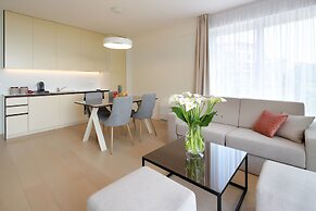 Modern apartment near the sea