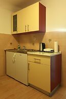 Pile Excellent Location Apartments