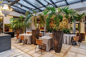 Hotel H15 Luxury Palace - Destigo Hotels